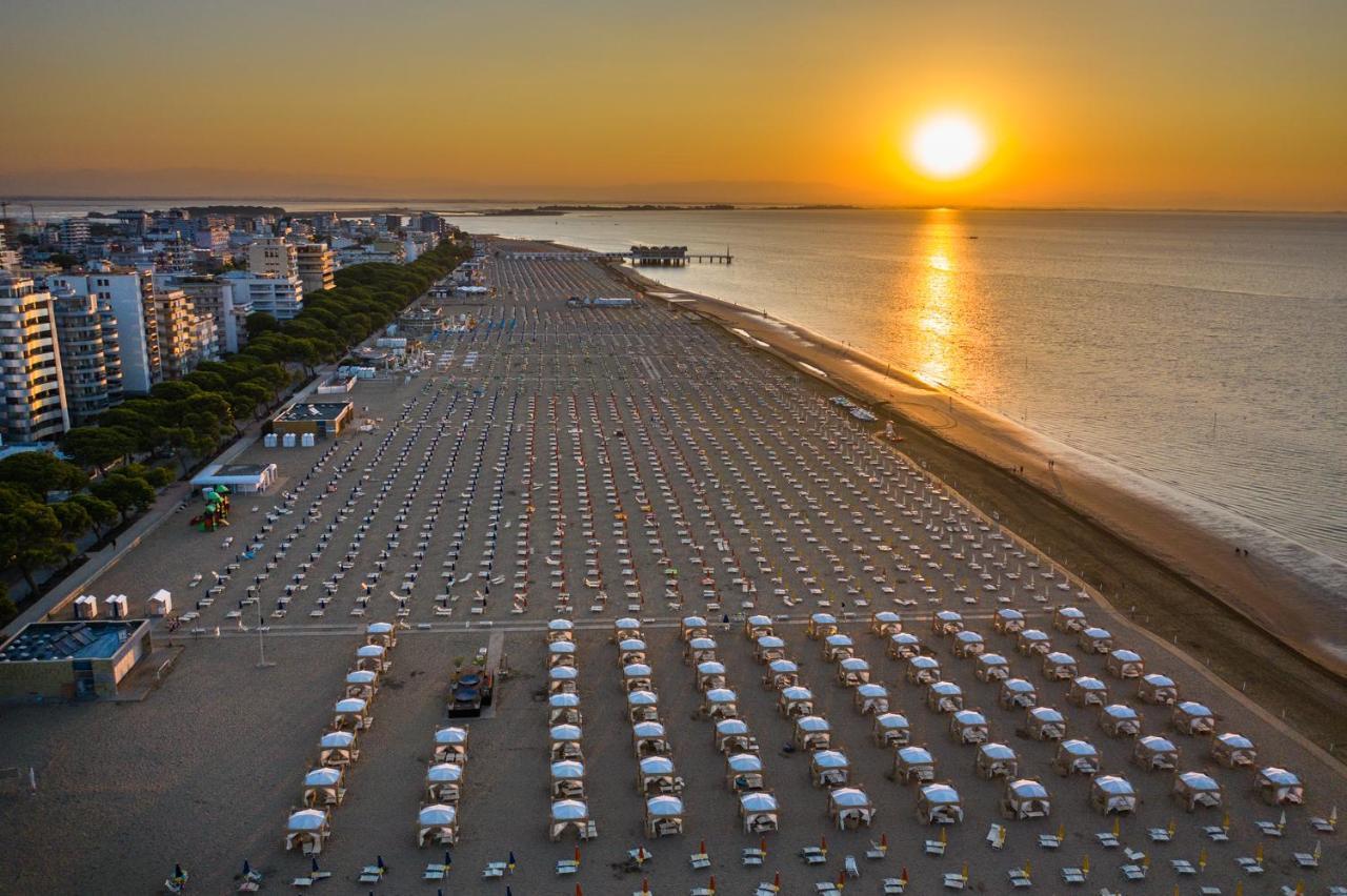 Villaggio Giove Lignano Sabbiadoro Exterior foto